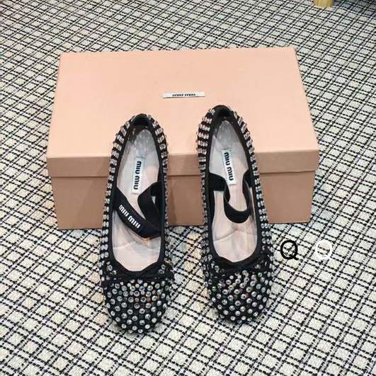 Picture of Miumiu Shoes _SKUMiuMiusz35-40Q0050218104